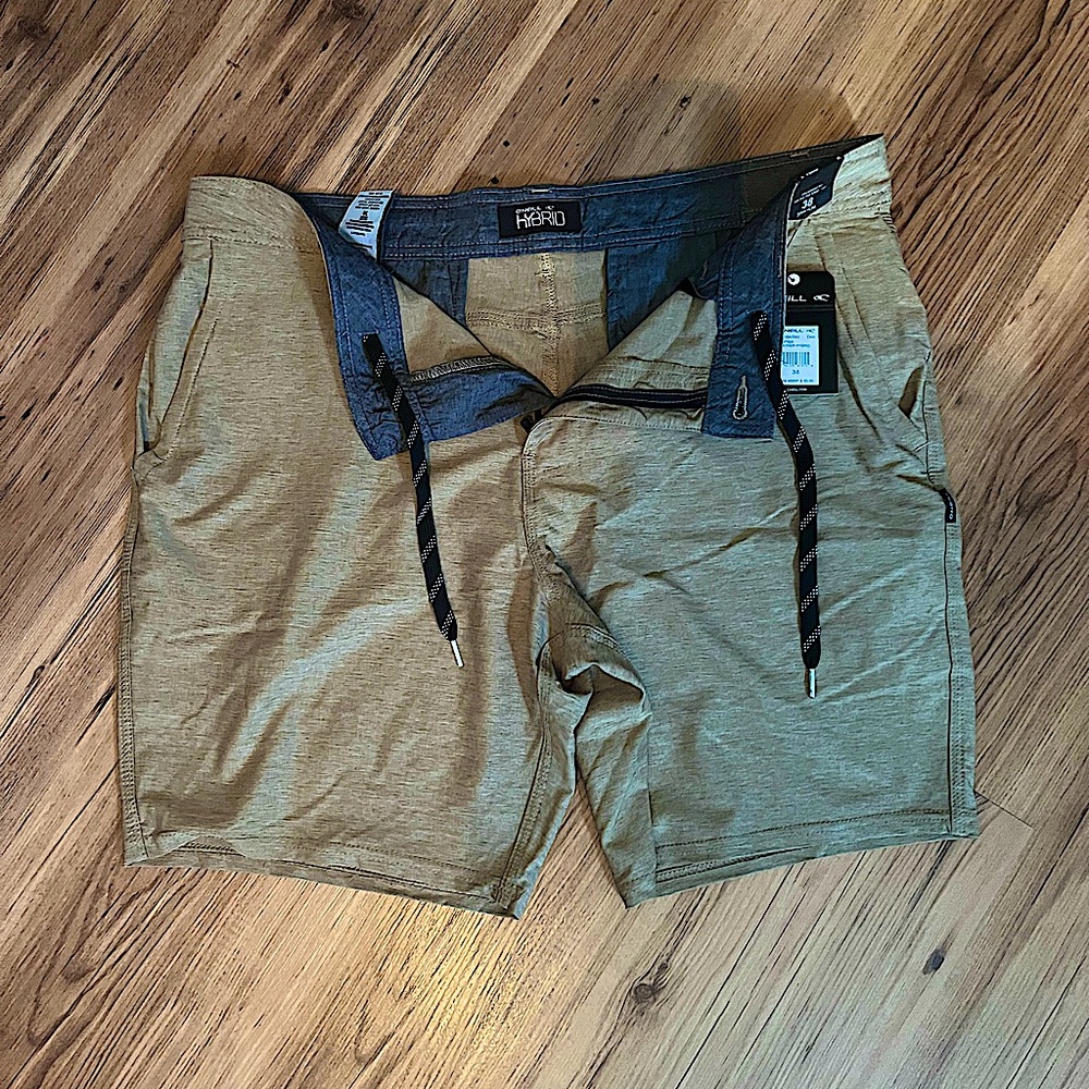 Men’s Hybrid O’Neill Shorts. Never worn, with tags!!